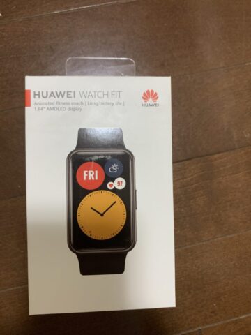 Huawei Watch Fitの外箱
